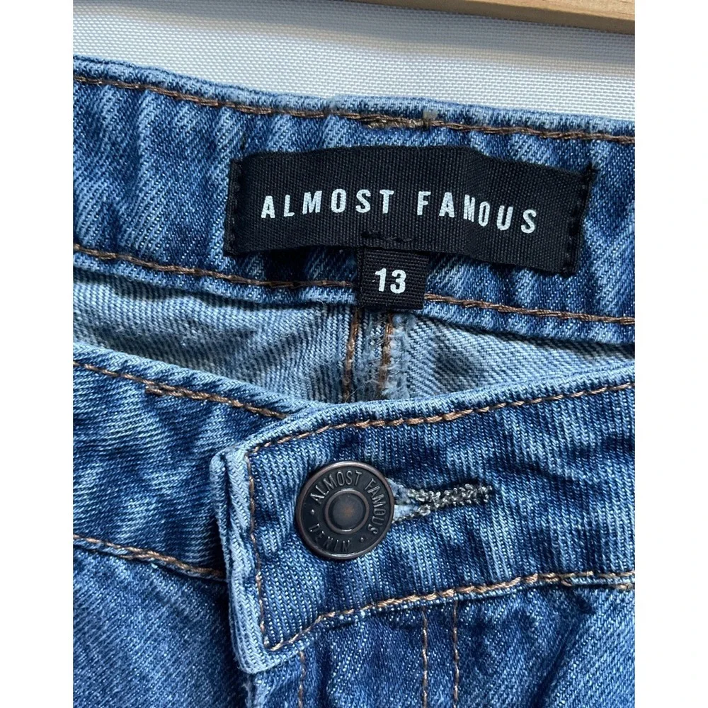 Almost Famous Womens  Boyfriend  Jeans‎  Distressed  Blue Size 13